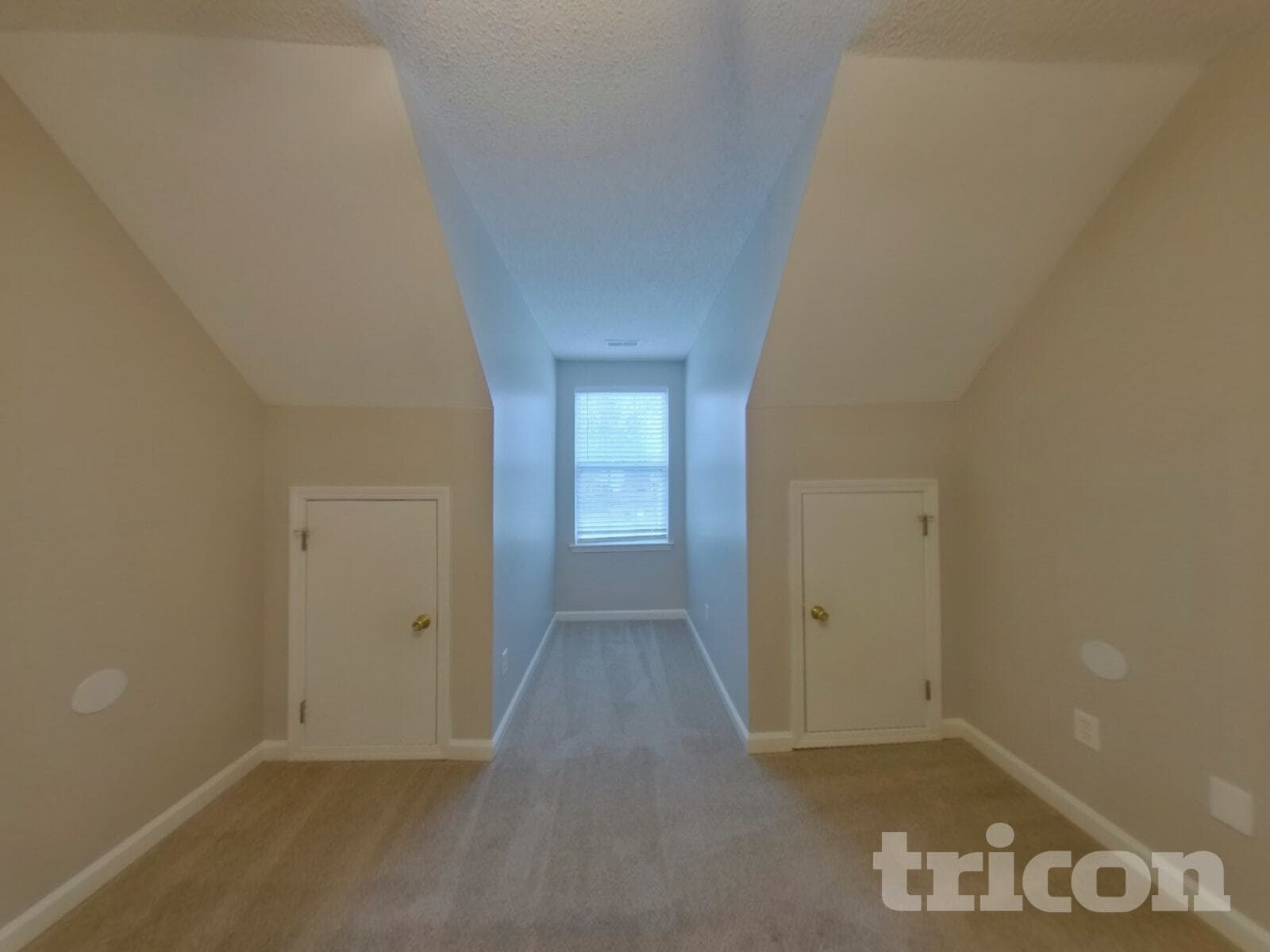 Building Photo - 21 Marabou Ct