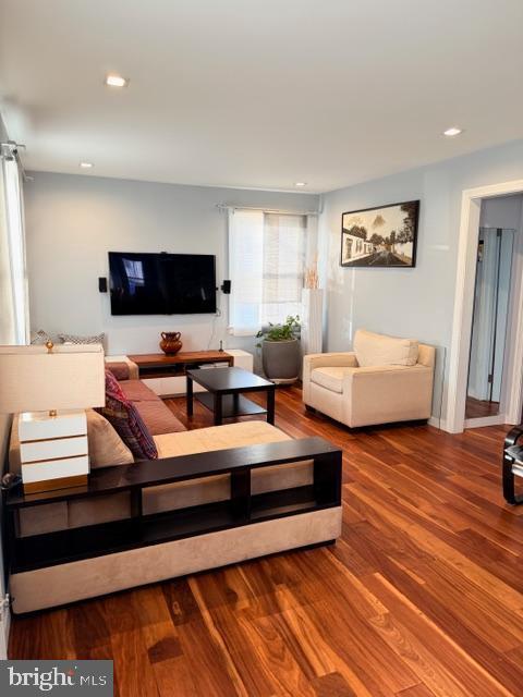 Building Photo - 2511 Lindell St