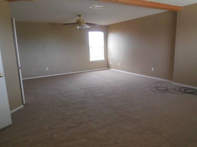 Building Photo - 1519 Sedbury Way