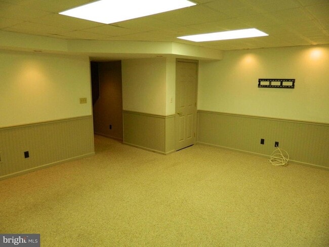 Building Photo - 1321 Merry Hill Ct