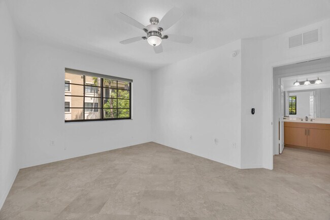 Building Photo - 4907 Midtown Ln