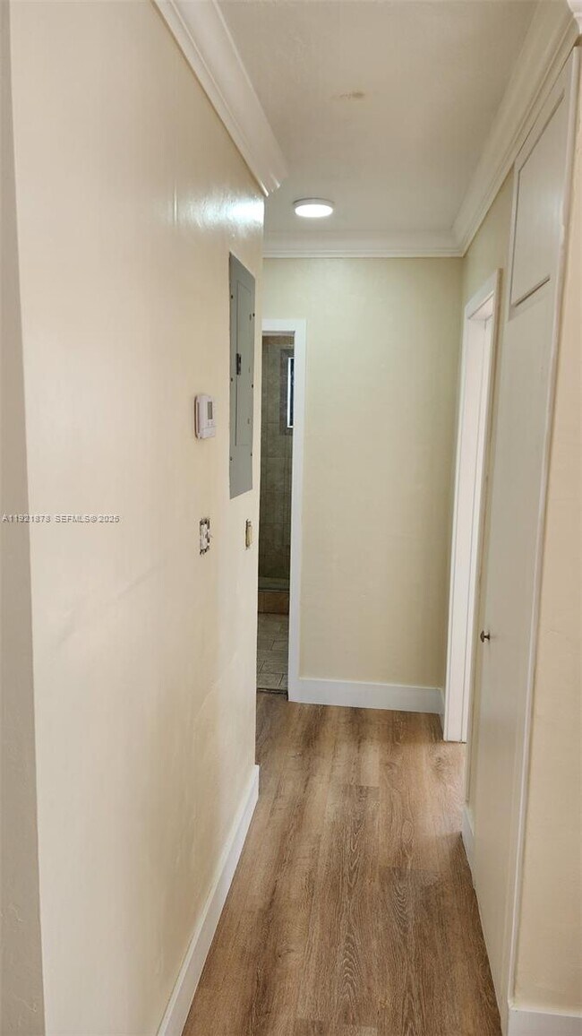 Building Photo - 8010 SW 16th St