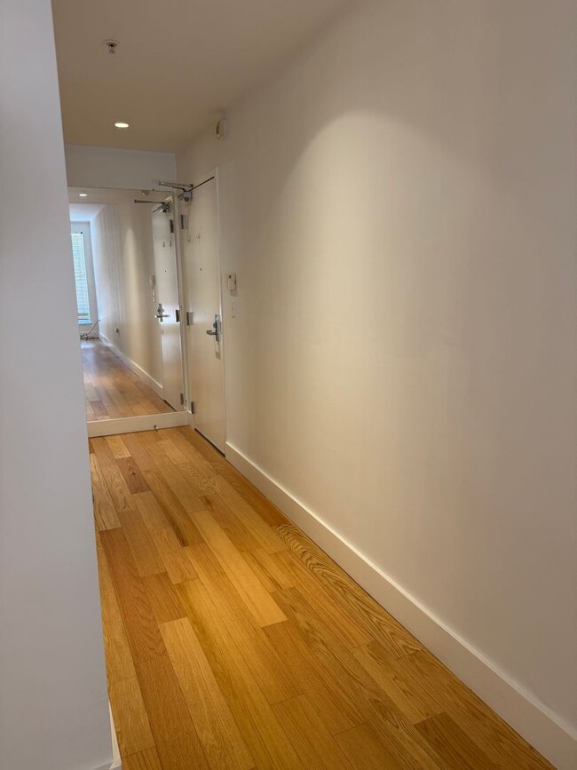 Building Photo - Quiet Rear-Unit in the Mission — Private Terrace, Garage, Roof Deck