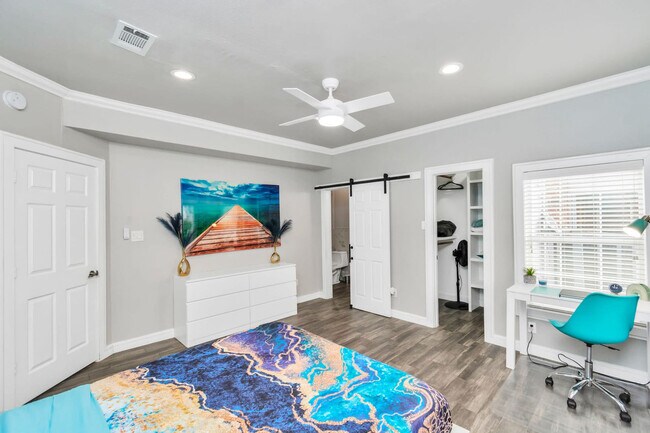 Building Photo - 2615 Arbor St