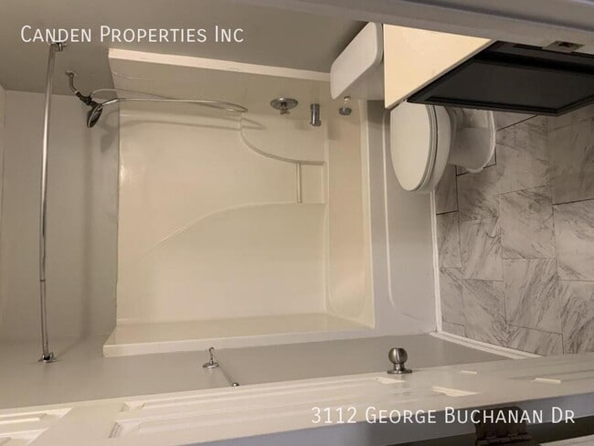 Building Photo - 3112 George Buchanan