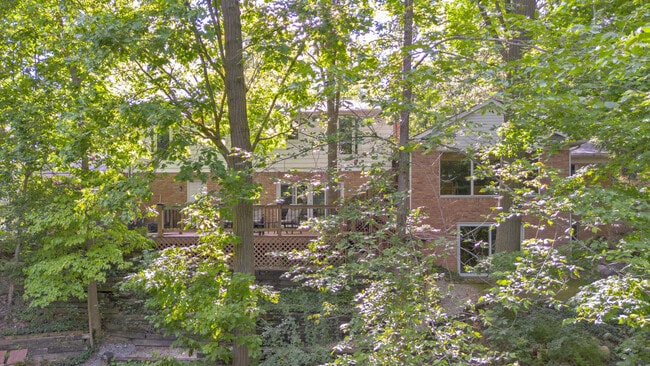 Building Photo - 34150 Hunters Row