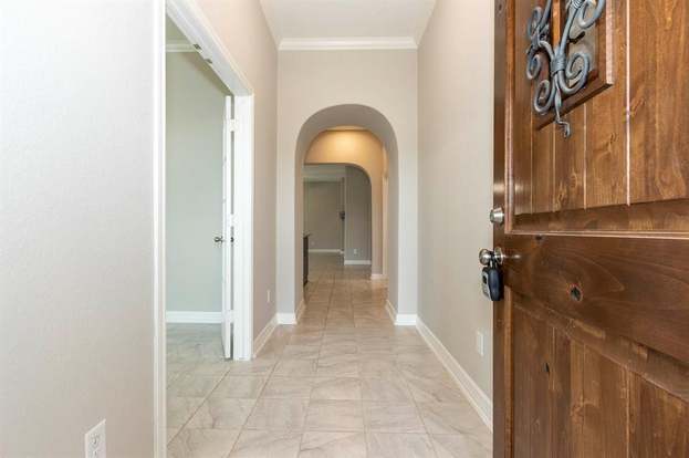 Building Photo - 9735 Stratton Ridge Dr