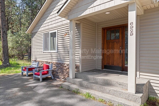 Building Photo - 6929 N Country Homes Blvd