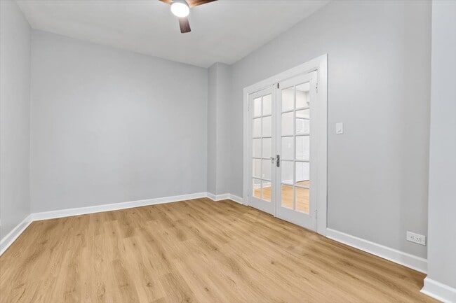 Building Photo - 3751 N Clifton Ave