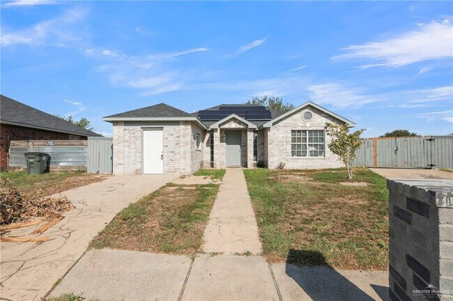 Building Photo - 28 Silver Oak Ave