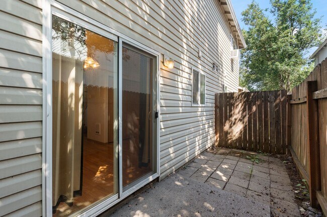 Building Photo - 1936 SE 162nd Ave