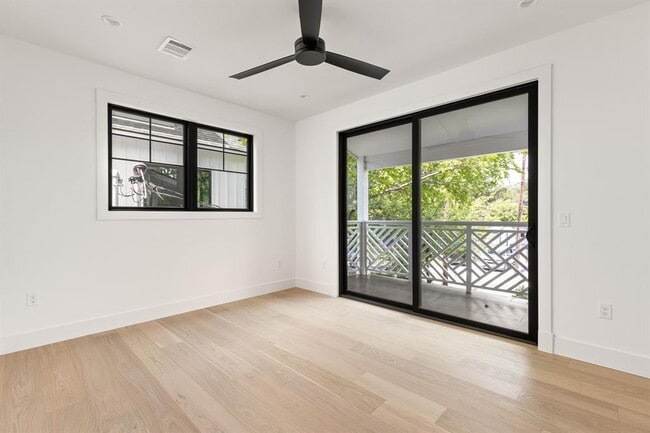 Building Photo - 2707 Stacy Ln