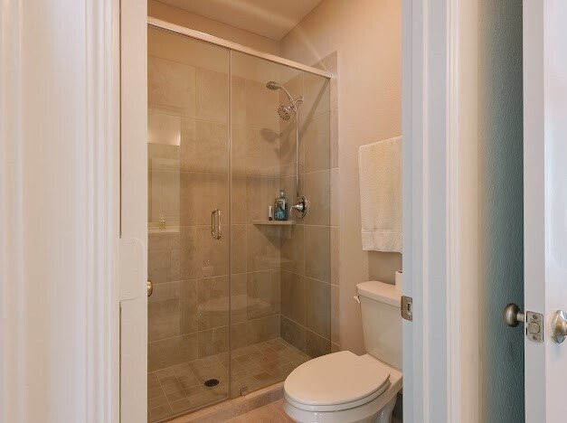 Building Photo - 5823 Ash Vly Dr