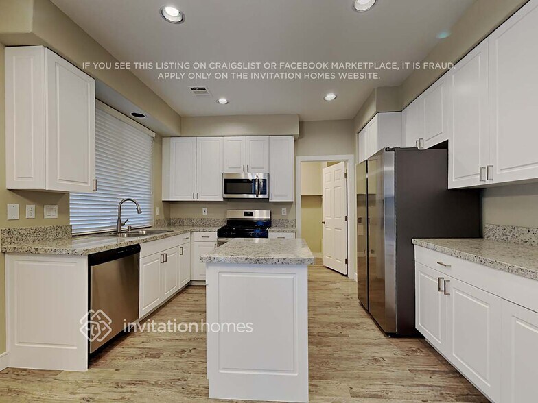 Building Photo - 2622 Heartland Ave