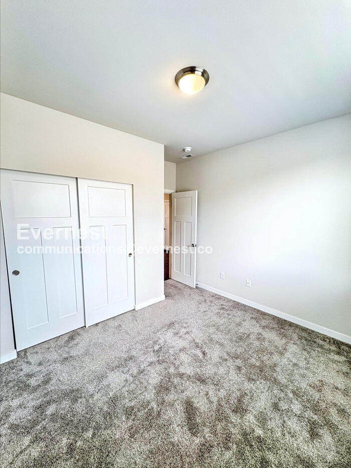 Building Photo - 13312 183rd St Ct E