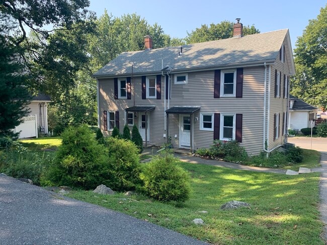 Building Photo - 64 Cedar St