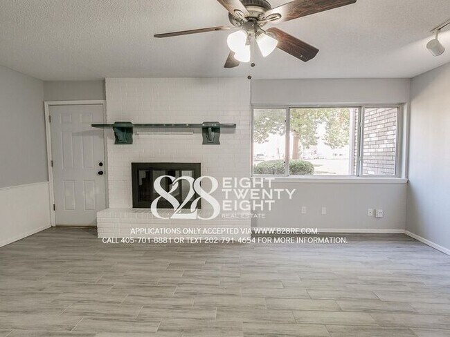 Building Photo - *AVAILABLE NOW!* Spacious 3 Bed/2.5 Bath Condo in East Norman!