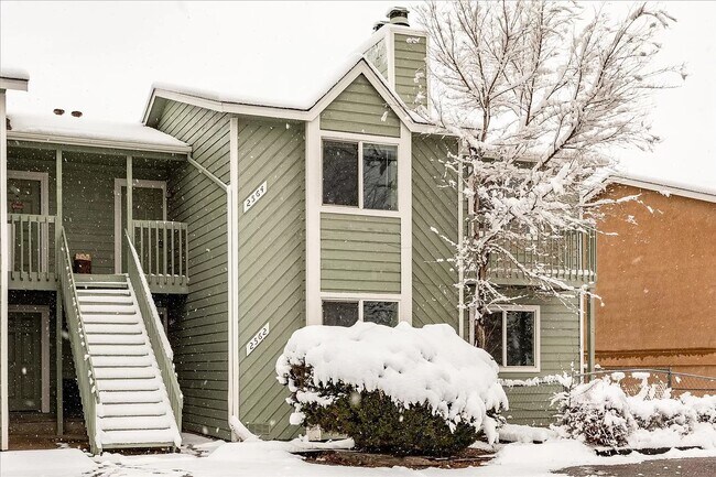 Building Photo - 2562 Astrozon Circle