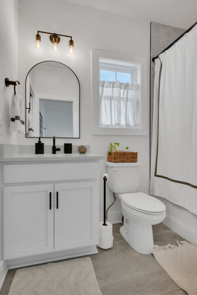 Building Photo - Newly built 3bedroom/2.5 bath home in Sylvan Park