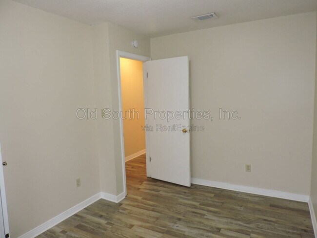 Building Photo - 3206 Raines St