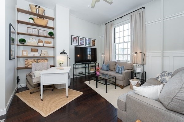 Building Photo - 16 Balmoral St