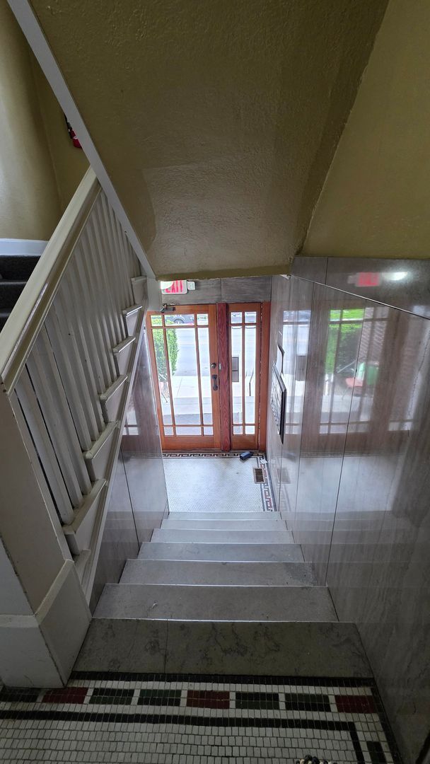 Building Photo - Beautifully Designed 2BR|1BA | Coming Soon!