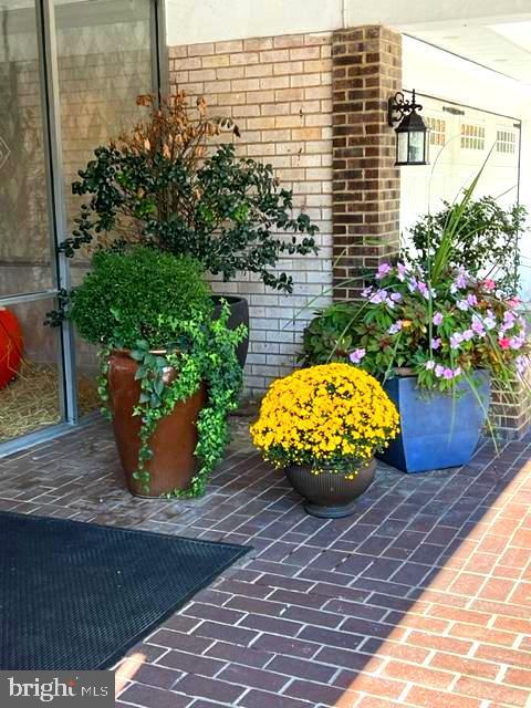 Building Photo - 401 Cooper Landing Rd