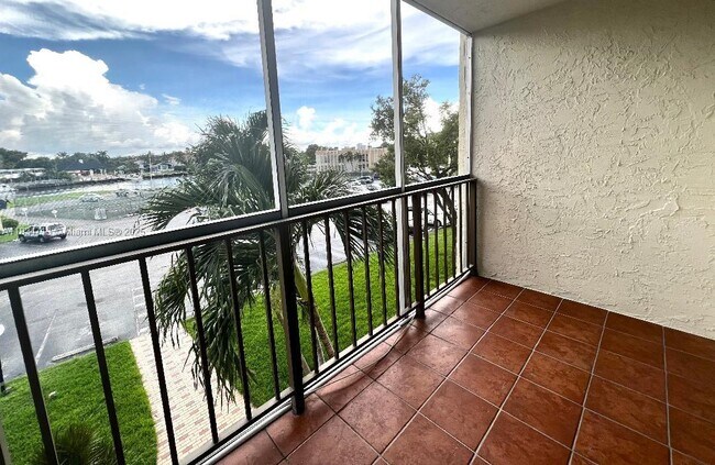 Building Photo - 701 Three Islands Boulevard