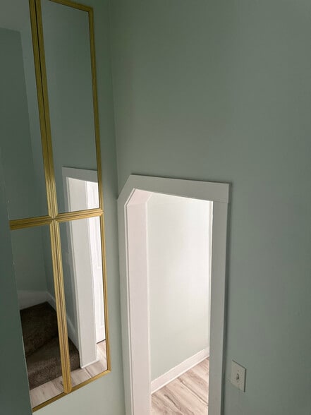 Building Photo - 241 Bartlett St