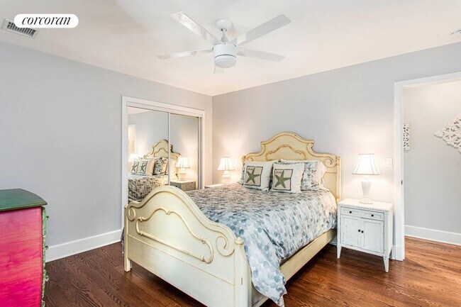 Building Photo - 1083 Sagg Rd