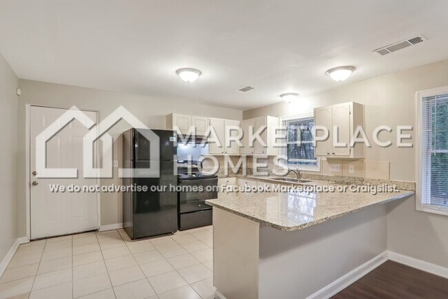 Building Photo - 107 Jennings Way