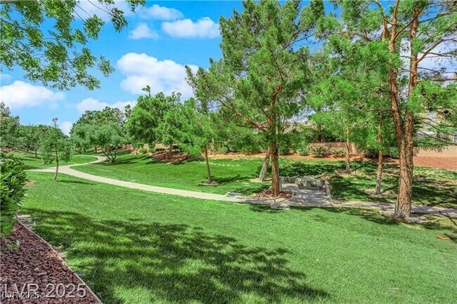 Building Photo - 2052 Jade Creek St