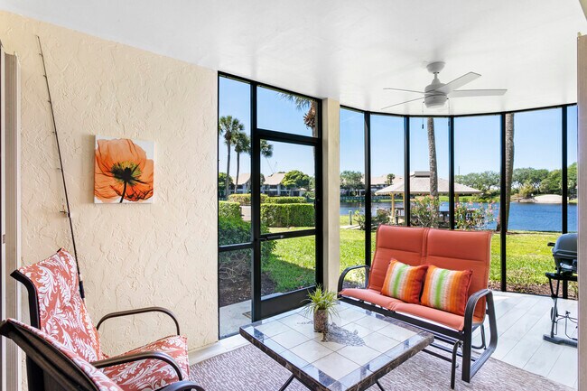 Building Photo - 16997 Waterbend Dr