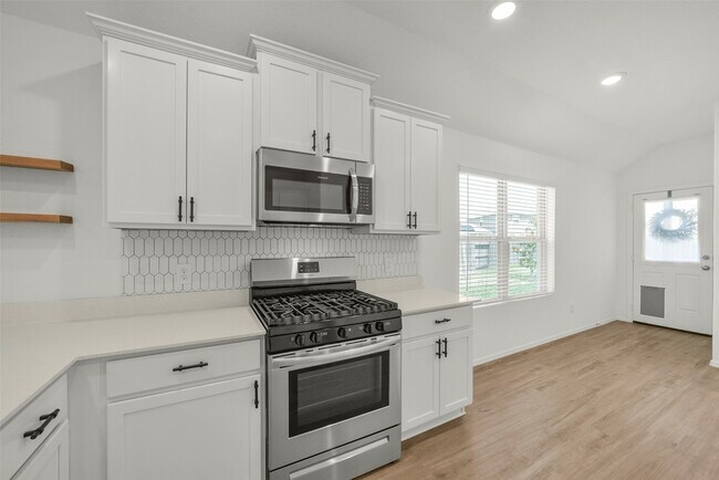 Building Photo - 3003 Halleton Ct.