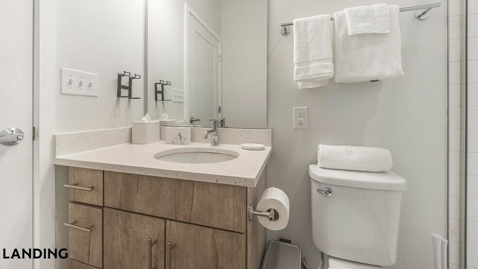 Building Photo - 3022 Zuni St