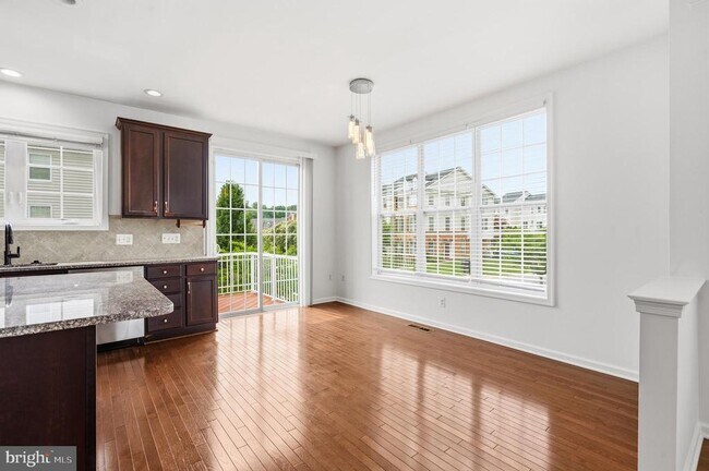 Building Photo - 23167 Flora Mure Dr