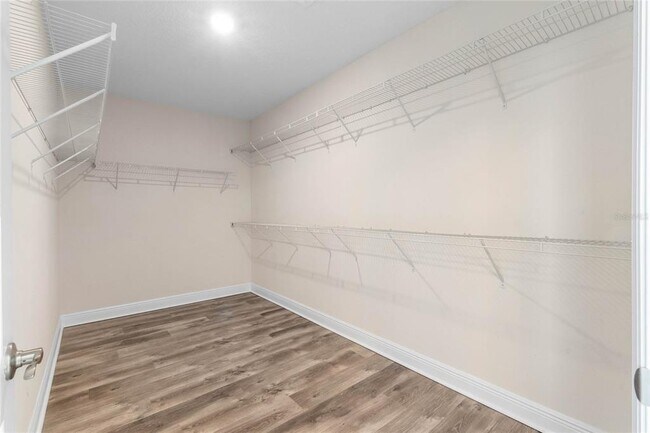 Building Photo - 16771 Oakboro St