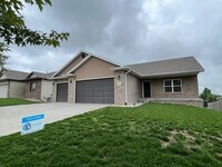 Building Photo - 8020 Renatta Dr