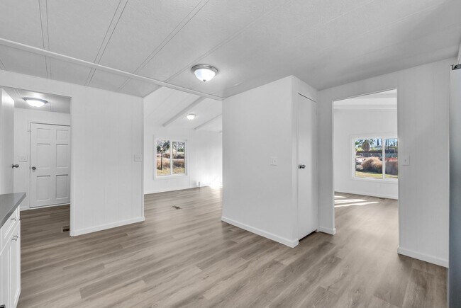 Building Photo - 22450 Norris Ln