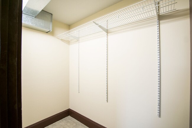 Building Photo - Charming Three Bed Point Breeze Townhome