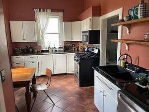 Kitchen 1 - 249 Powell St SE