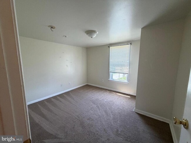 Building Photo - 8156 Rocky Ridge Rd