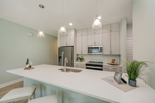 Building Photo - 870 Paddleboard Ct