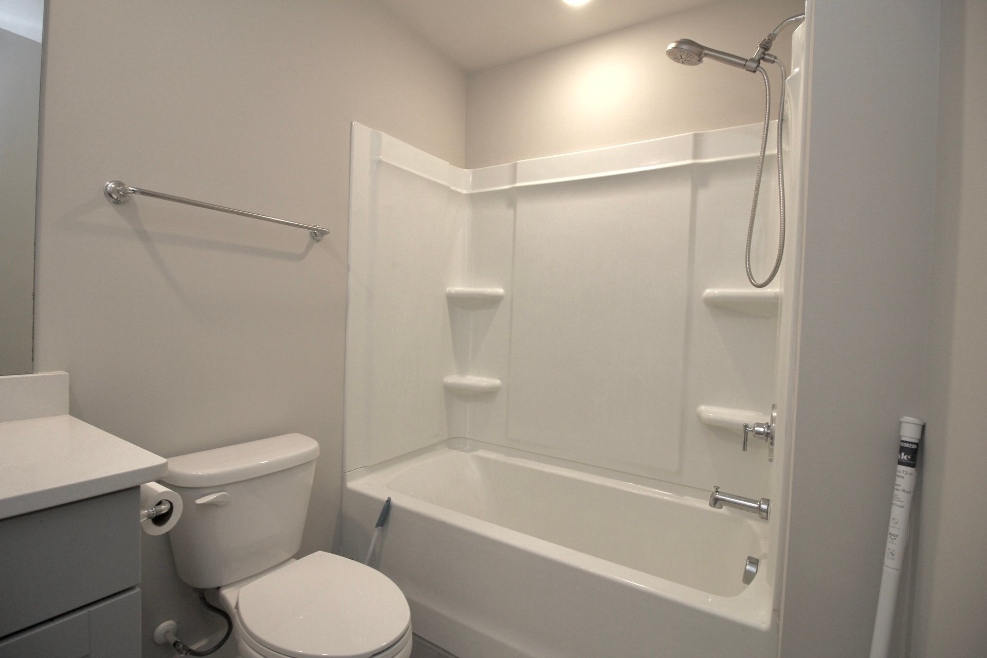 Building Photo - 35 Beachley Pl