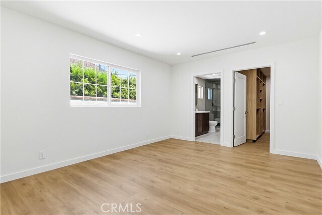 Building Photo - 5440 Alcove Ave