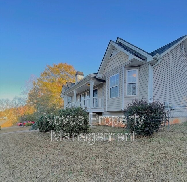 Building Photo - 721 Meadow Spring Dr