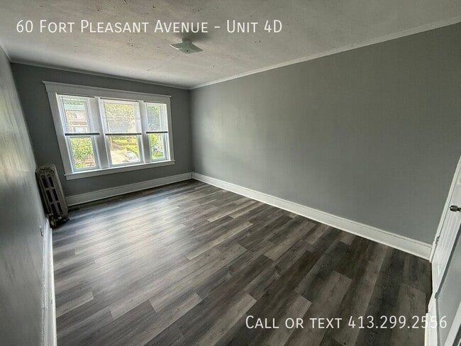 Building Photo - 60 Fort Pleasant Ave