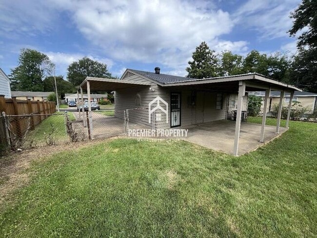 Building Photo - 3012 Randy Ln