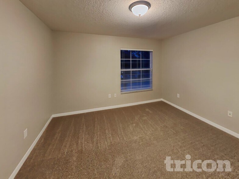 Building Photo - 11348 Callaway Pond Dr