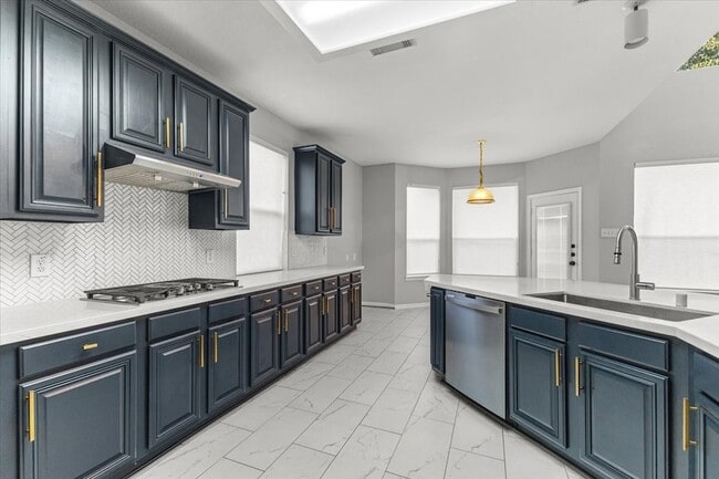 Building Photo - 2222 Keeran Point Ct